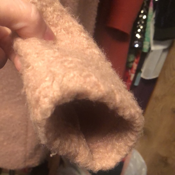 Pretty Pink Fuzzy Old Navy Women’s Jacket 🧥 Size Large Made In Vietnam - Picture 6 of 16